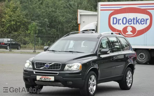 VOLVO XC 90 2.4D Momentum
