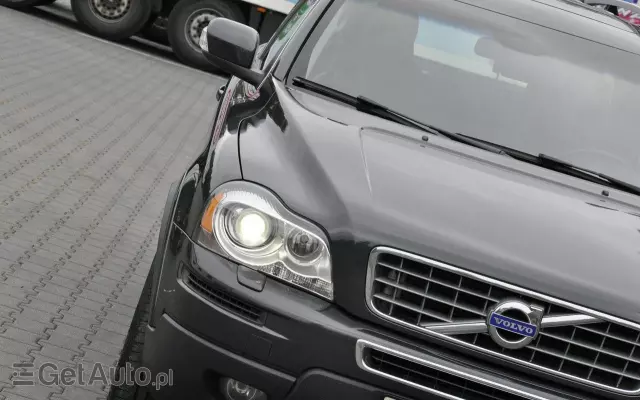 VOLVO XC 90 2.4D Momentum