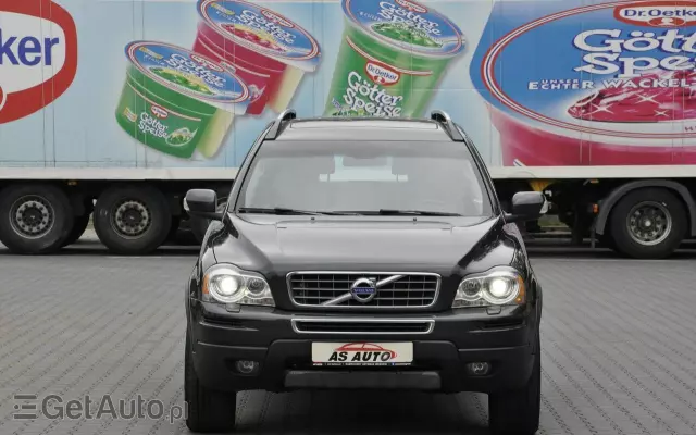 VOLVO XC 90 2.4D Momentum