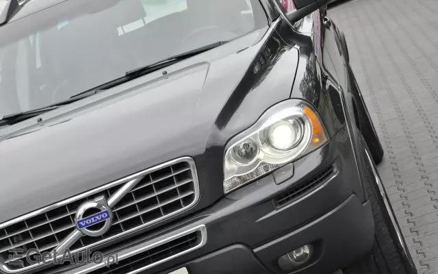 VOLVO XC 90 2.4D Momentum