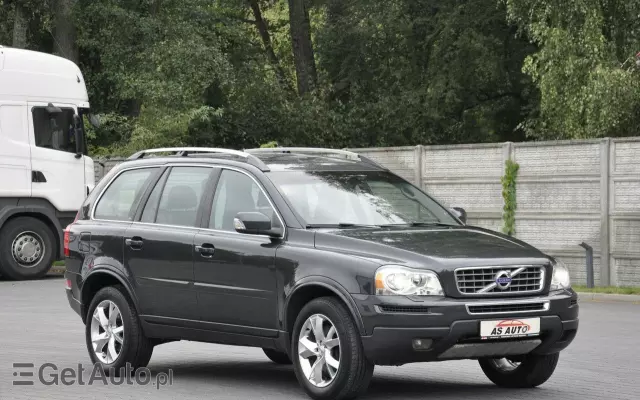 VOLVO XC 90 2.4D Momentum