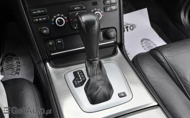 VOLVO XC 90 2.4D Momentum