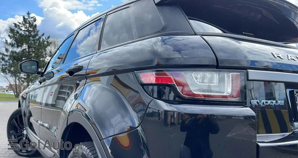 LAND ROVER Range Rover Evoque 2.0TD4 SE Dynamic