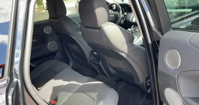 LAND ROVER Range Rover Evoque 2.0TD4 SE Dynamic