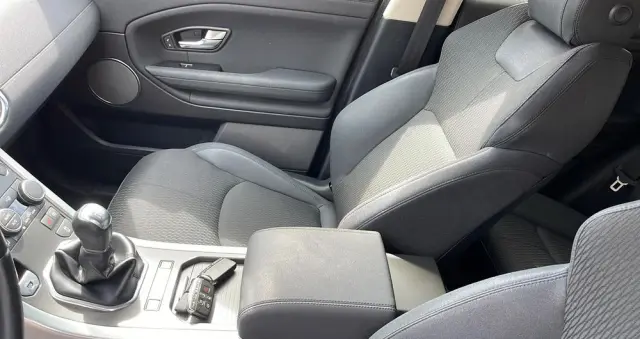 LAND ROVER Range Rover Evoque 2.0TD4 SE Dynamic