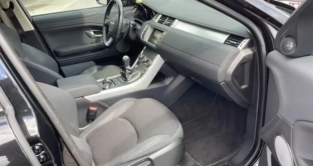 LAND ROVER Range Rover Evoque 2.0TD4 SE Dynamic