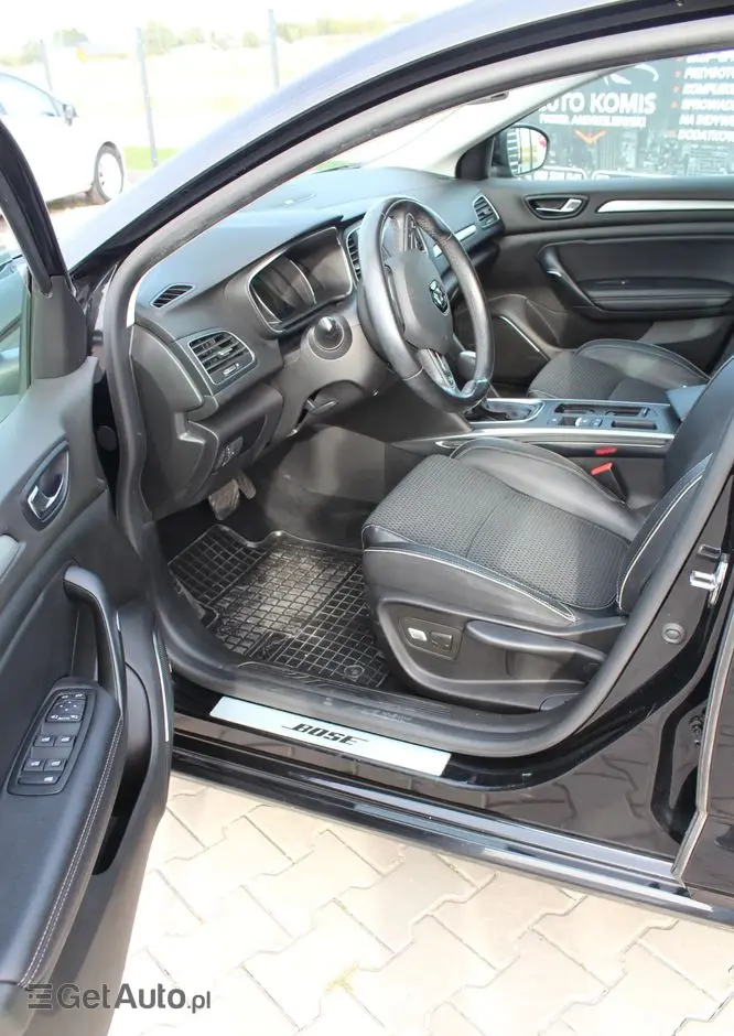 RENAULT Megane 1.2 16V TCe Bose EDC EU6