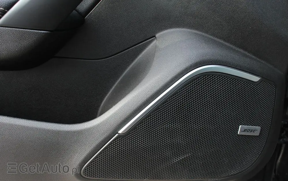 RENAULT Megane 1.2 16V TCe Bose EDC EU6