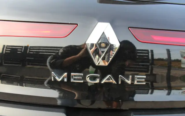 RENAULT Megane 1.2 16V TCe Bose EDC EU6