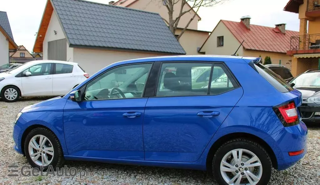 SKODA Fabia 