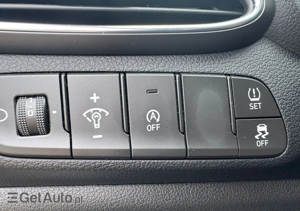 HYUNDAI I30 1.5 DPI Classic +