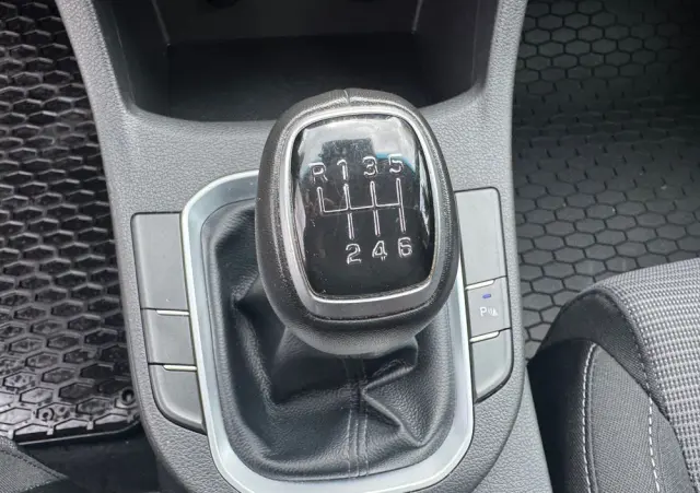 HYUNDAI I30 1.5 DPI Classic +