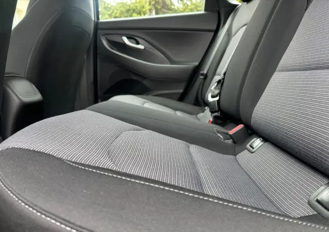 HYUNDAI I30 1.5 DPI Classic +