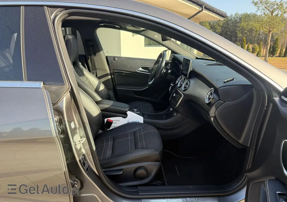 MERCEDES-BENZ CLA 220 d 7G-DCT SCORE