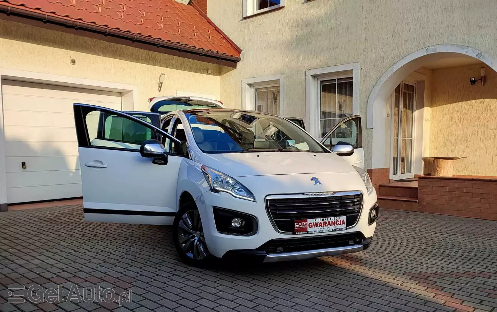 PEUGEOT 3008 1.6 HDi Premium