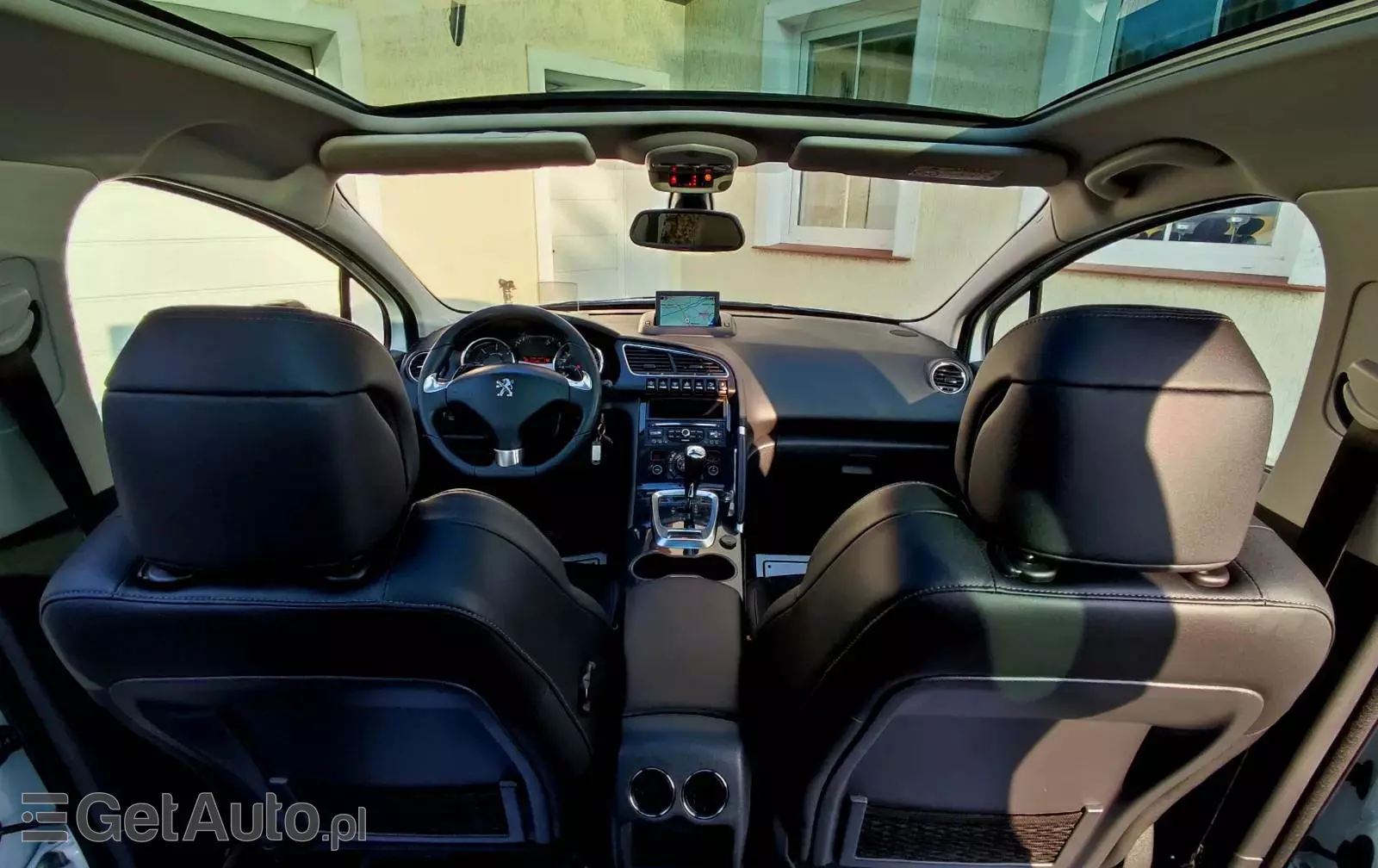 PEUGEOT 3008 1.6 HDi Premium