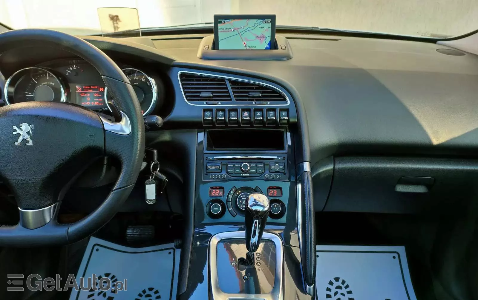 PEUGEOT 3008 1.6 HDi Premium