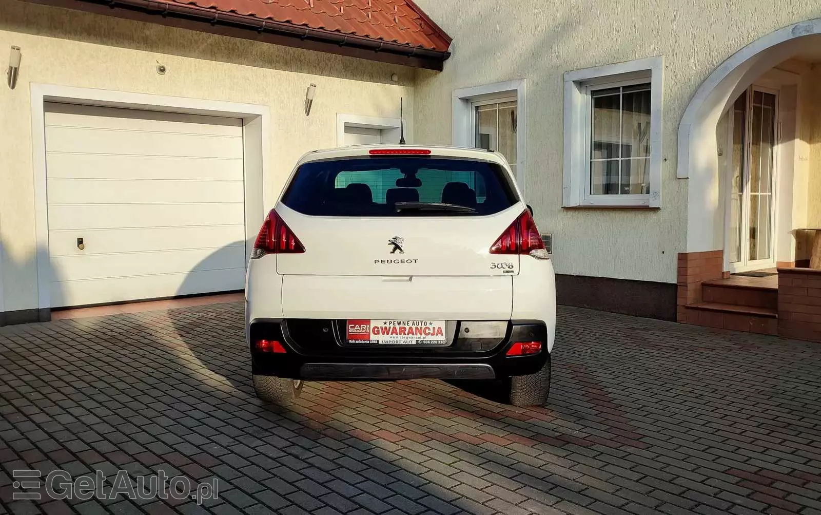 PEUGEOT 3008 1.6 HDi Premium