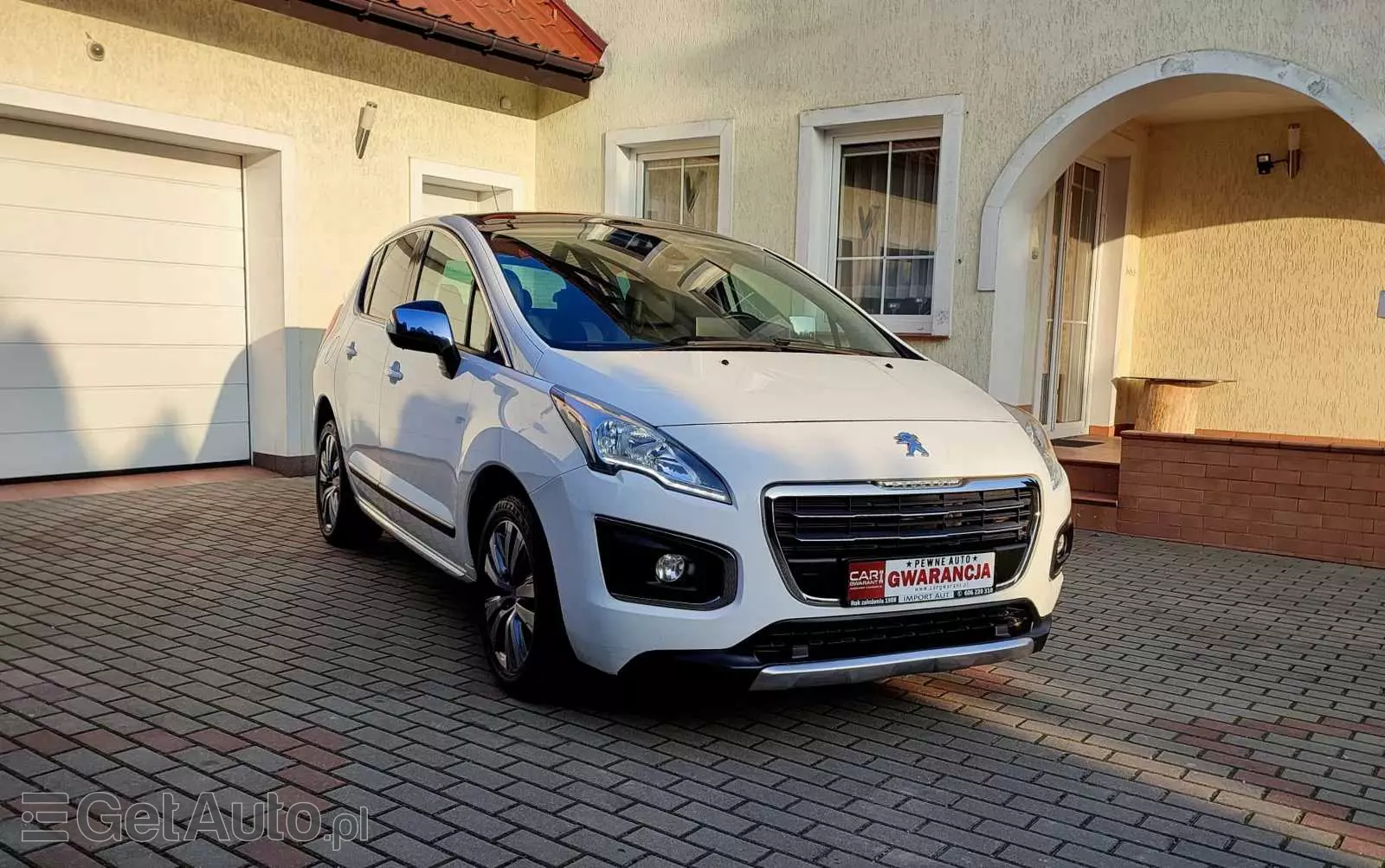 PEUGEOT 3008 1.6 HDi Premium