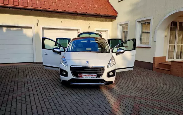 PEUGEOT 3008 1.6 HDi Premium