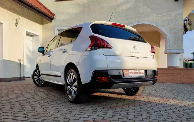 PEUGEOT 3008 1.6 HDi Premium