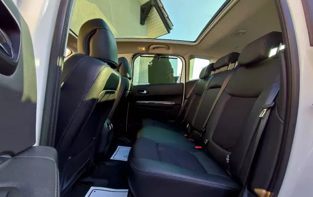 PEUGEOT 3008 1.6 HDi Premium