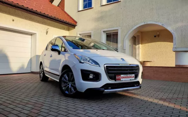 PEUGEOT 3008 1.6 HDi Premium