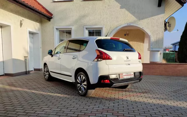 PEUGEOT 3008 1.6 HDi Premium