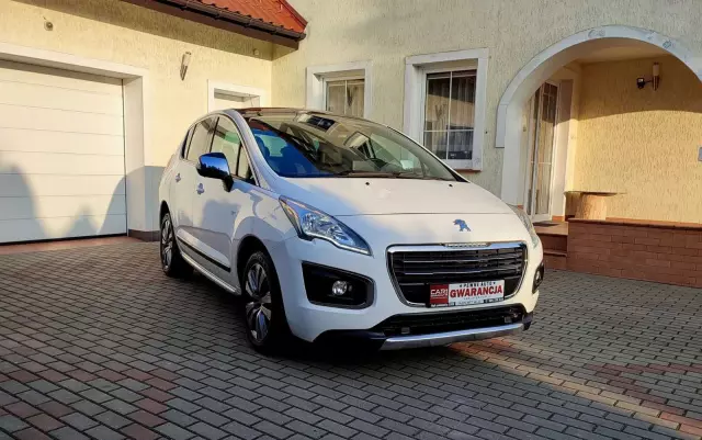 PEUGEOT 3008 1.6 HDi Premium