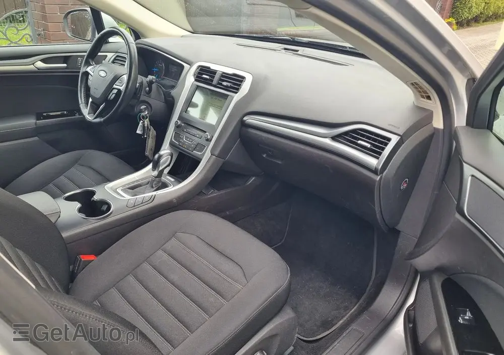 FORD Mondeo SW 2.0 TDCi S&S PowerShift-Aut Business Edition