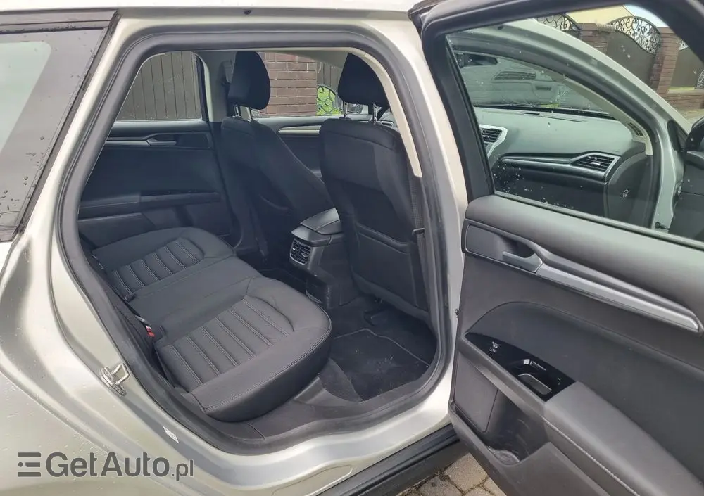 FORD Mondeo SW 2.0 TDCi S&S PowerShift-Aut Business Edition