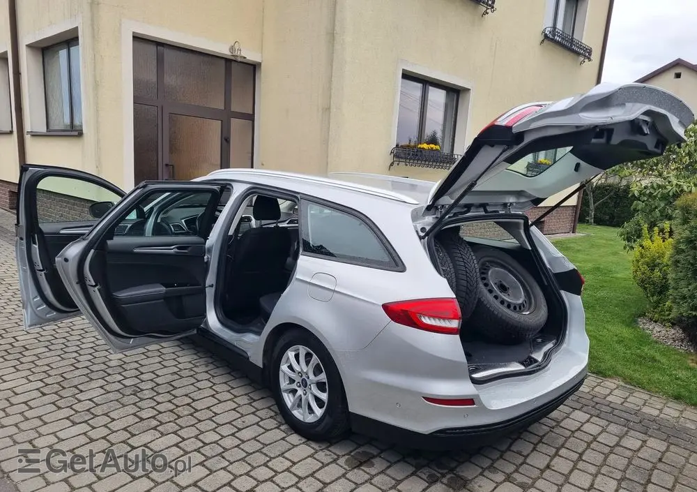 FORD Mondeo SW 2.0 TDCi S&S PowerShift-Aut Business Edition