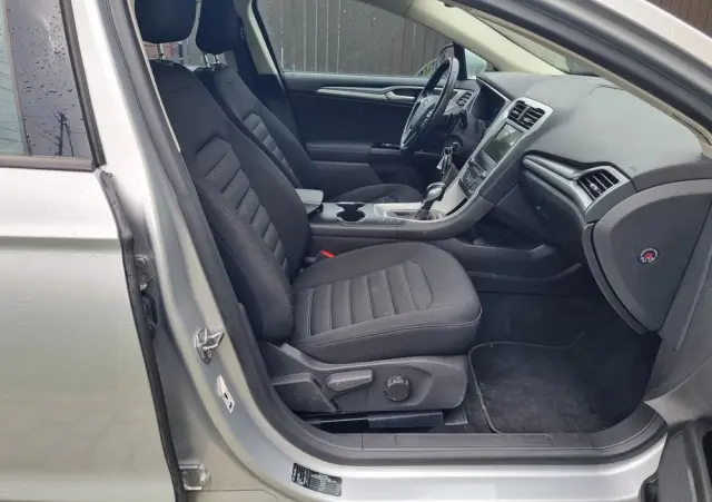 FORD Mondeo SW 2.0 TDCi S&S PowerShift-Aut Business Edition