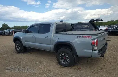 TOYOTA Tacoma 