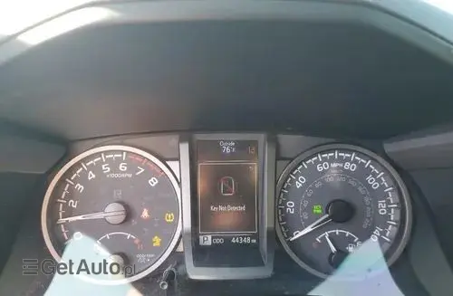 TOYOTA Tacoma 