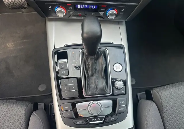 AUDI A6 Avant 2.0 TDI Ultra DPF S tronic