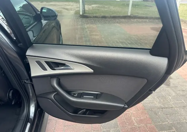 AUDI A6 Avant 2.0 TDI Ultra DPF S tronic