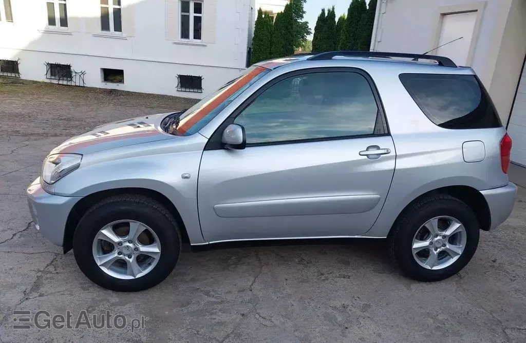 TOYOTA RAV4 