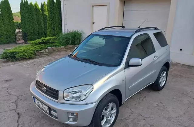 TOYOTA RAV4 