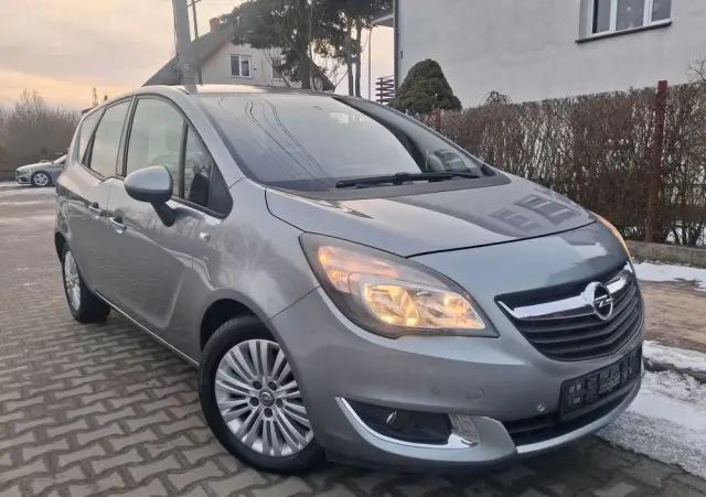 OPEL Meriva 1.4 T Cosmo