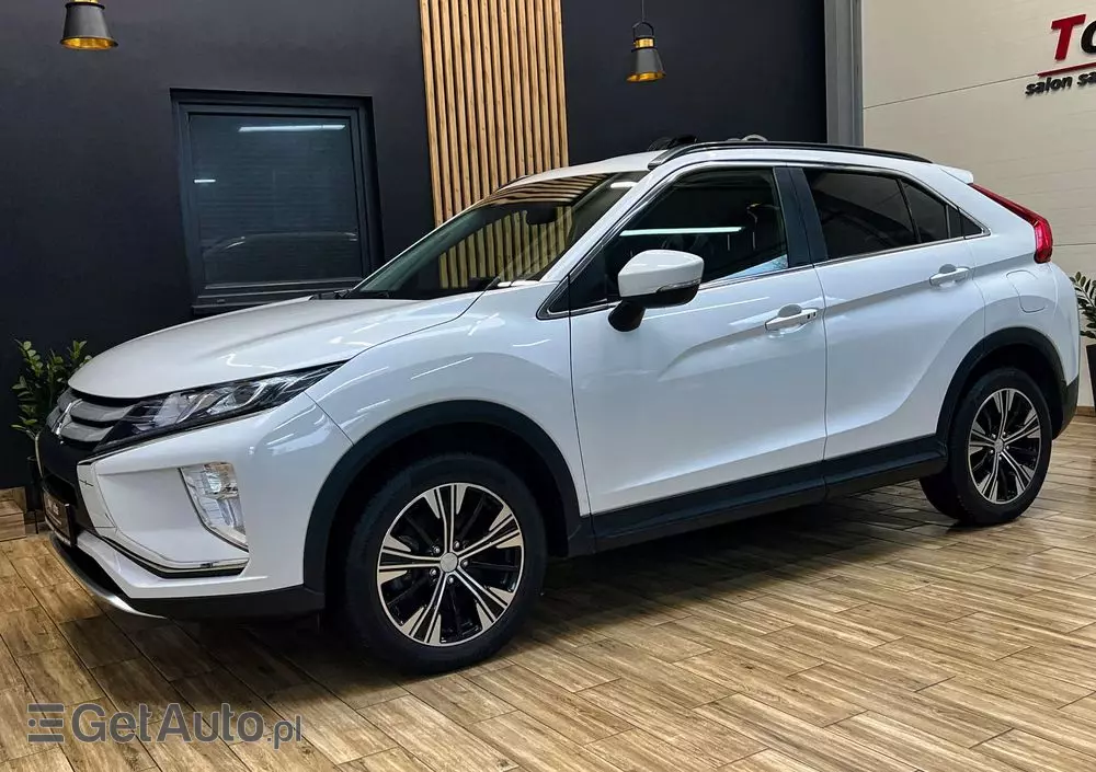 MITSUBISHI Eclipse Cross 1.5 T GPF Invite Plus