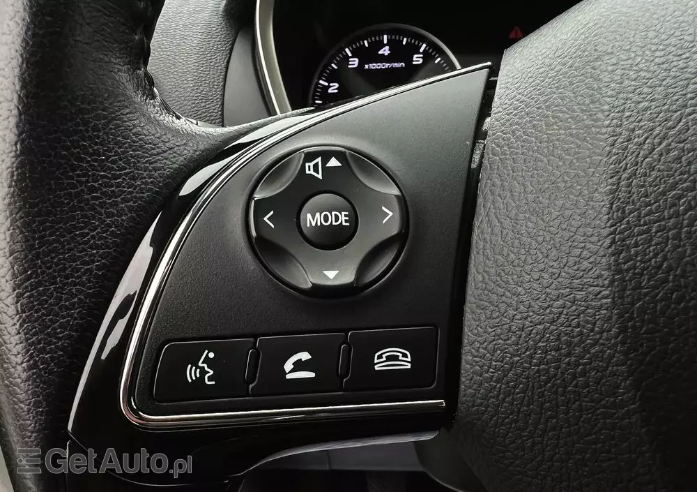 MITSUBISHI Eclipse Cross 1.5 T GPF Invite Plus