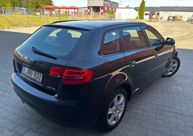 AUDI A3 1.9 TDI Sportback Attraction