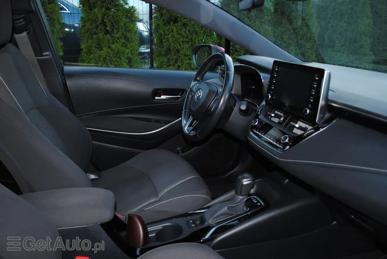 TOYOTA Corolla Active e-CVT