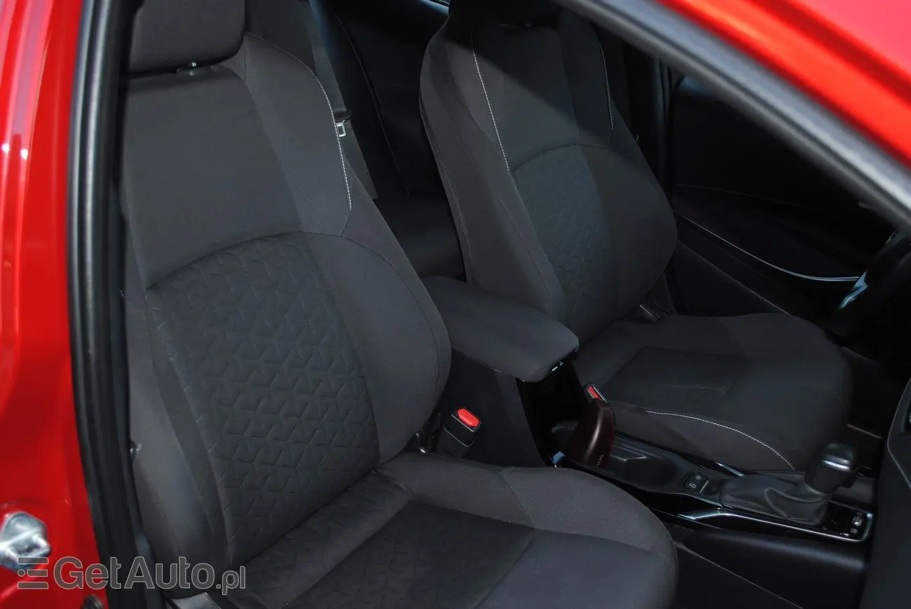 TOYOTA Corolla Active e-CVT