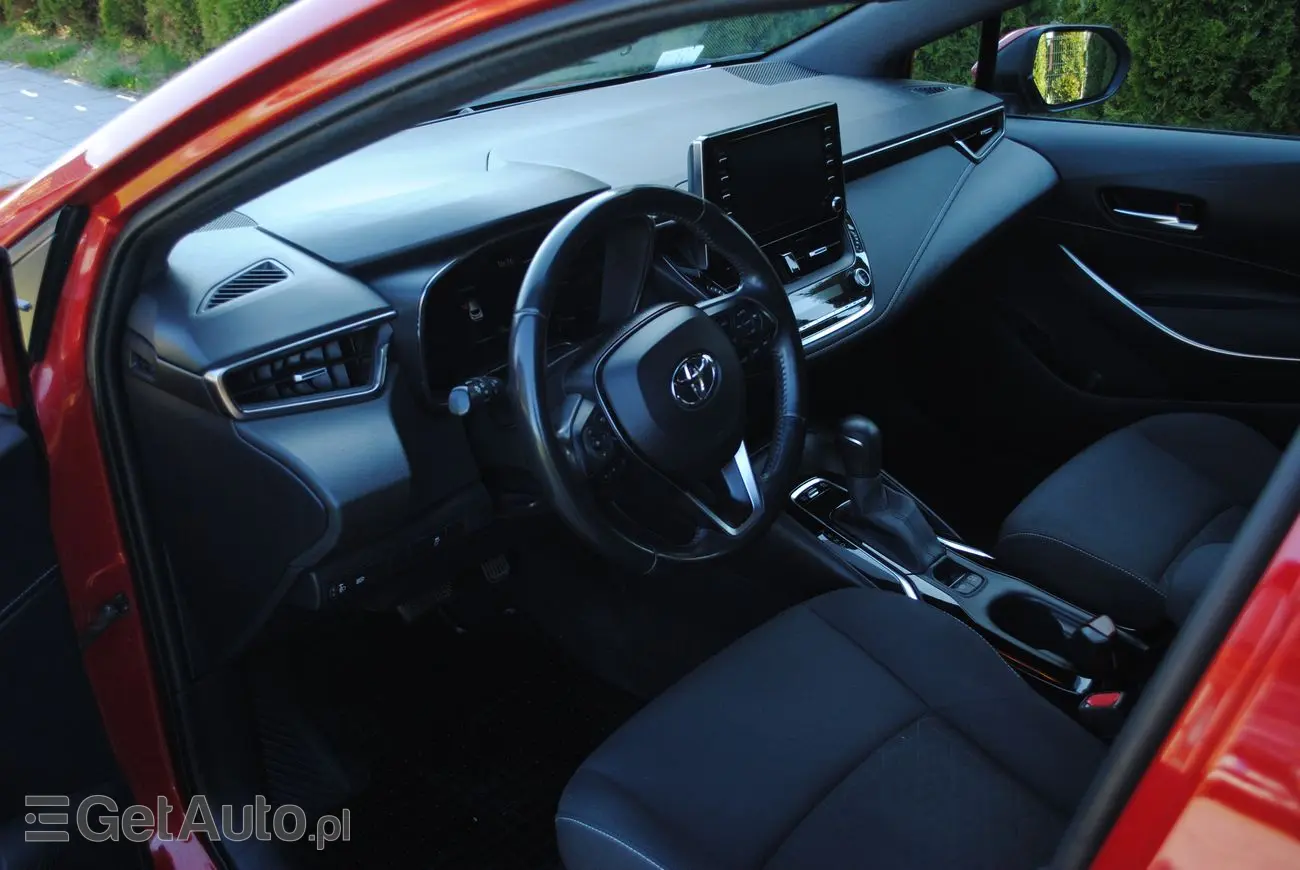 TOYOTA Corolla Active e-CVT