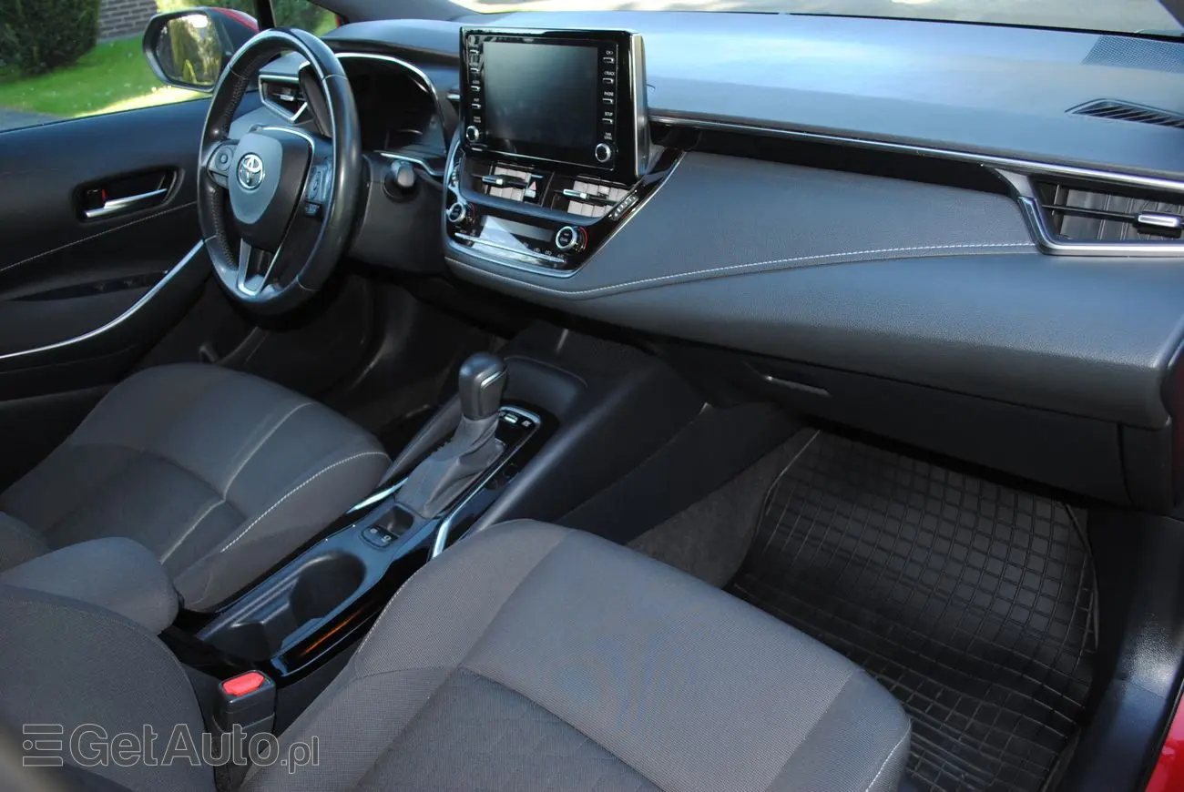 TOYOTA Corolla Active e-CVT