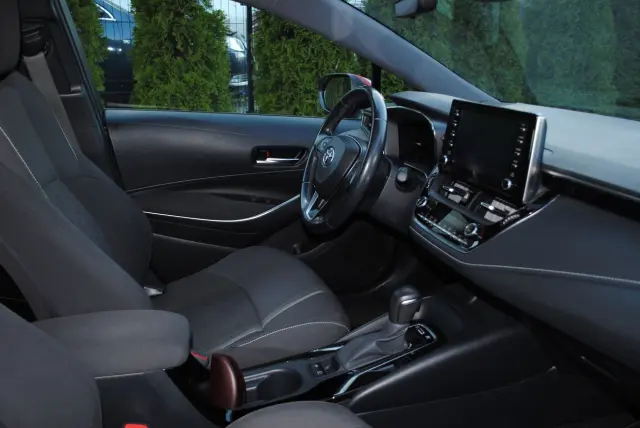 TOYOTA Corolla Active e-CVT