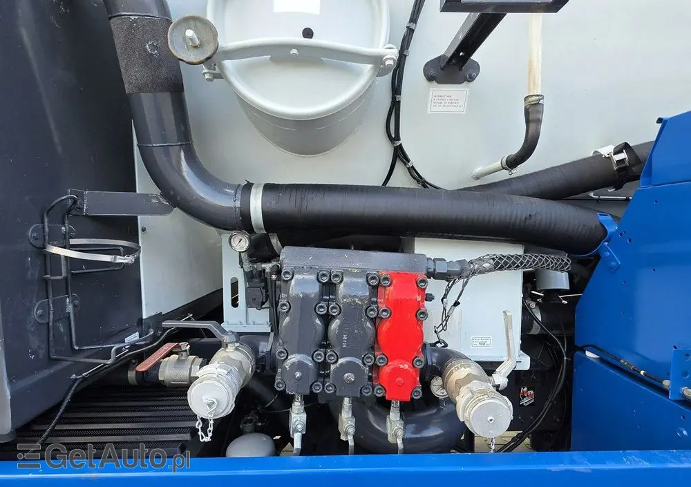 RENAULT WUKO RIVARD  RECYTLING do zbierania odpadów płynnych 