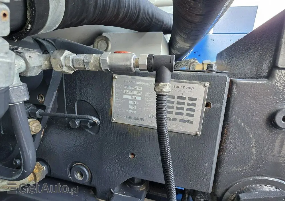 RENAULT WUKO RIVARD  RECYTLING do zbierania odpadów płynnych 